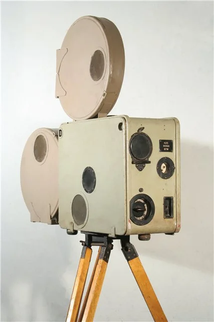Filmový projektor K-25