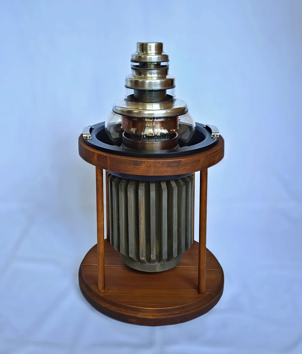 RD 70VL Tesla